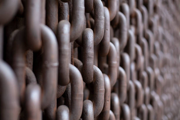 The Collateral Damage of Redirect Chains: Beyond Broken Links